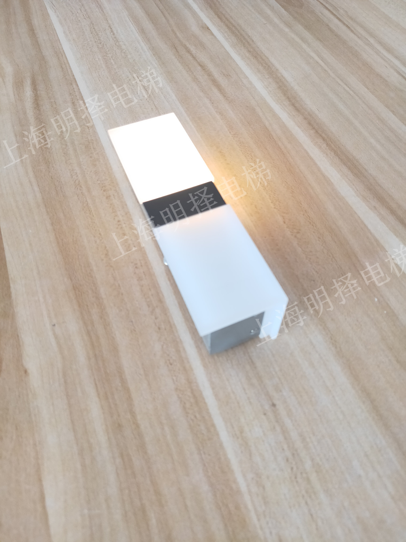 电梯到站灯|转角指示灯|双侧发光 L型 MZD-241